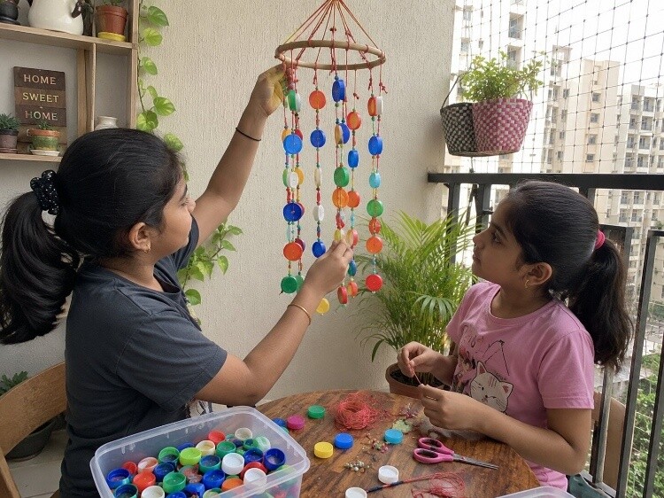 Bangle or bottle cap wind chimes