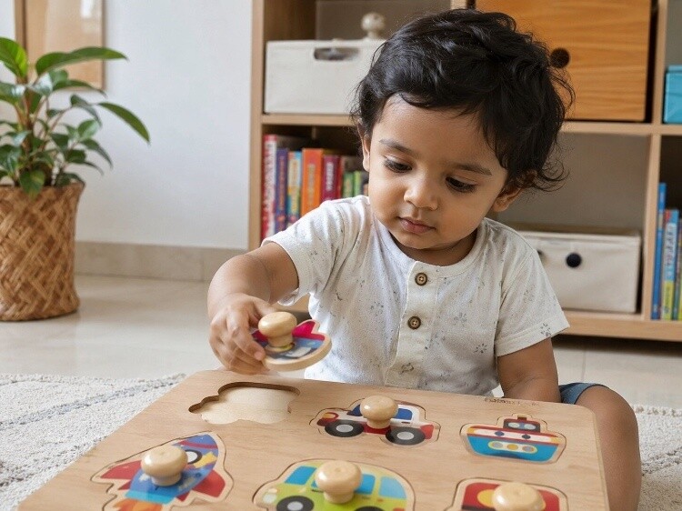 Simple knob puzzles